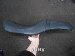 Harley-Davidson Sportster XL 883 R Roadster Seat 2005-15 8/25