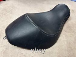 Harley Davidson Sportster Xl1200 Xl883 2010-2015 Seat Saddle Rdw-92/61-0067