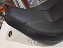 Harley-Davidson Sundowner Bucket Touring Seat 2018 Up Softail 52000295