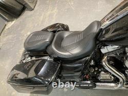 Harley Davidson Touring Seat Streetglide Electraglide FLH FLT Models