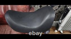 Harley Davidson V-Rod VRSCA1130 Riders Seat