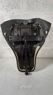 Harley-Davidson Vintage White/Cream Buddy Seat & T-Bar Pre-1978 Shovelhead