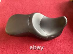 Harley Davidson touring Glide Models 2009-2022 Low Seat 24688