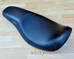 Harley Dyna Badlander Dual Seat Street Bob Glide Saddle 2006-17 FXD 52284-06