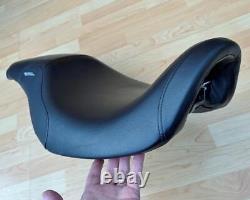 Harley Dyna Badlander Dual Seat Street Bob Glide Saddle 2006-17 FXD 52284-06