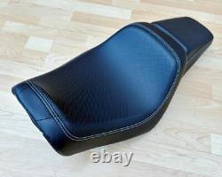 Harley Dyna Fat Bob Dual Seat OEM 2-Up Saddle Glide Street 2006-17 FXDF 52000117