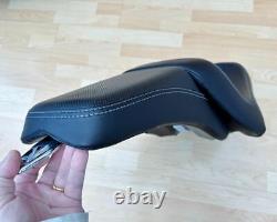 Harley Dyna Fat Bob Dual Seat OEM 2-Up Saddle Glide Street 2006-17 FXDF 52000117