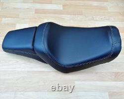 Harley Dyna Fat Bob Dual Seat OEM 2-Up Saddle Glide Street 2006-17 FXDF 52000117