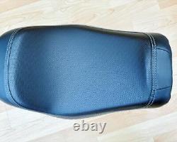 Harley Dyna Fat Bob Dual Seat OEM 2-Up Saddle Glide Street 2006-17 FXDF 52000117