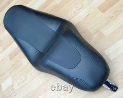 Harley Dyna Fat Bob OEM Dual Seat Double Twin 2-Up Saddle 2006-17 FXDF 53108-08