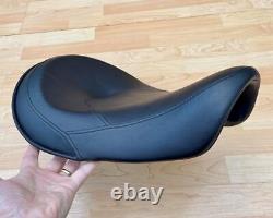 Harley Dyna Street Bob Solo Riders Seat Single Saddle 2006-17 FXDB 51475-09A