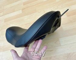 Harley Dyna Street Bob Solo Riders Seat Single Saddle 2006-17 FXDB 51475-09A