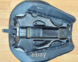 Harley Dyna Street Bob Solo Riders Seat Single Saddle 2006-17 FXDB 51475-09A