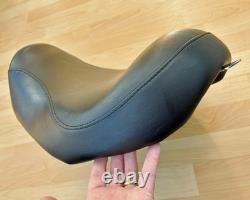Harley Dyna Street Bob Solo Riders Seat Single Saddle Reach 2006-17 FXD 51475-06