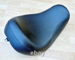 Harley Dyna Street Bob Solo Riders Seat Single Saddle Reach 2006-17 FXD 51475-06