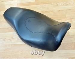 Harley Dyna Super Glide Dual Seat Double 2-Up Saddle Bench 2006 FXDC 52427-06