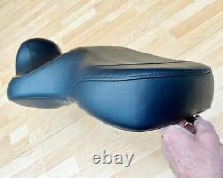 Harley Dyna Switchback Bucket Dual Seat Comfort Double Saddle 06-17 FXD 54166-12