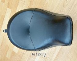 Harley Dyna Wide Glide Solo Riders Seat Single Saddle 2006-17 FXDWG 51503-10