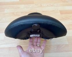 Harley Dyna Wide Glide Solo Riders Seat Single Saddle 2006-17 FXDWG 51503-10