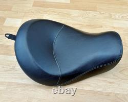 Harley Dyna Wide Glide Solo Riders Seat Single Saddle 2006-17 FXDWG 51503-10