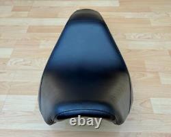 Harley M8 Softail Badlander Dual Seat Deluxe Bob Saddle 2018+ FLDE FLHC 52000300