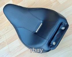 Harley Softail Breakout Reach Solo Riders Seat Saddle 2013-17 FXSB 52000099