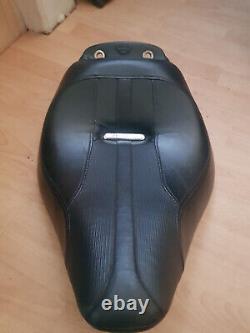 Harley Softail Breakout Solo Riders Seat Single Saddle 2013-17 FXSB 52000096/97