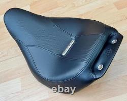 Harley Softail Breakout Sundowner Solo Riders Seat Saddle 2013-17 FXSB 52000098