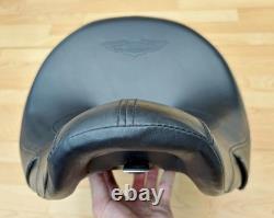 Harley Softail Deluxe Sundowner Dual Seat 2-Up Saddle 2005-17 FLSTN 51841-06