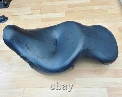 Harley Softail Deluxe Sundowner Dual Seat 2-Up Saddle 2005-17 FLSTN 51841-06