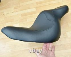 Harley Softail Reach Dual Seat Double Saddle Fat Boy 2000-17 FLST 52442-04A Harley Softail Reach Dual Seat Double Saddle Fat Boy 2000-17 FLST 52442-04A