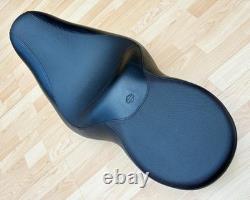 Harley Softail Reach Dual Seat Double Saddle Fat Boy 2000-17 FLST 52442-04A