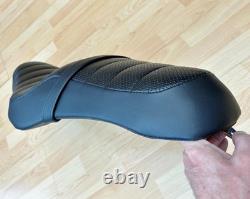 Harley Sportster 883R Dual Seat Sport 2-Up Double Saddle 2007-21 XLR 51551-07