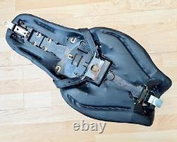 Harley Sportster Custom Low Badlander Dual Seat Sport Saddle 2007-20 XL 51749-07