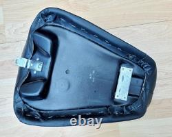 Harley Sportster Deluxe Pillow Solo Riders Seat Single Saddle 83-03 XL 52132-94A