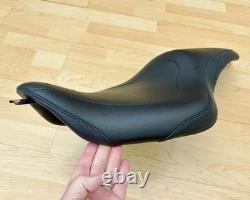 Harley Sportster Mustang Tripper Fastback Smooth Dual Seat Saddle 04-21 XL 76290