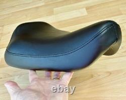 Harley Sportster Smooth Solo Riders Seat Single Bobber Saddle 83-03 XL 52129-92C