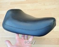 Harley Sportster Smooth Solo Riders Seat Single Bobber Saddle 83-03 XL 52129-92C