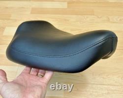 Harley Sportster Smooth Solo Riders Seat Single Bobber Saddle 83-03 XL 52129-92C