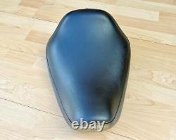 Harley Sportster Smooth Solo Riders Seat Single Bobber Saddle 83-03 XL 52129-92C