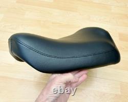 Harley Sportster Smooth Solo Riders Seat Single Bobber Saddle 83-03 XL 52129-92C