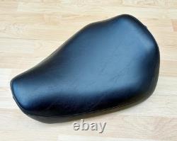 Harley Sportster Smooth Solo Riders Seat Single Bobber Saddle 83-03 XL 52129-92C