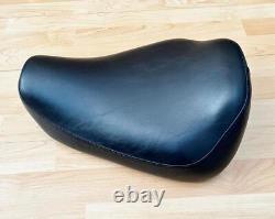 Harley Sportster Smooth Solo Riders Seat Single Bobber Saddle 83-03 XL 52129-92C