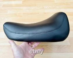 Harley Sportster Smooth Solo Riders Seat Single Bobber Saddle 83-03 XL 52129-92C