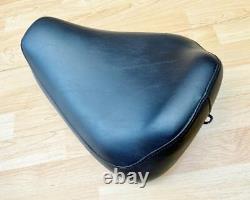 Harley Sportster Smooth Solo Riders Seat Single Bobber Saddle 83-03 XL 52129-92C