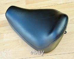 Harley Sportster Smooth Solo Riders Seat Single Bobber Saddle 83-03 XL 52129-92C