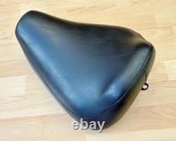Harley Sportster Smooth Solo Riders Seat Single Bobber Saddle 83-03 XL 52129-92C