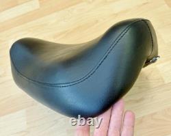 Harley Sportster Smooth Solo Riders Seat Single Bobber Saddle 83-03 XL 52129-92C