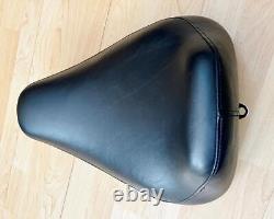 Harley Sportster Smooth Solo Riders Seat Single Bobber Saddle 83-03 XL 52129-92C