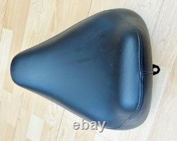 Harley Sportster Smooth Solo Riders Seat Single Bobber Saddle 83-03 XL 52129-92C Harley Sportster Smooth Solo Riders Seat Single Bobber Saddle 83-03 XL 52129-92C